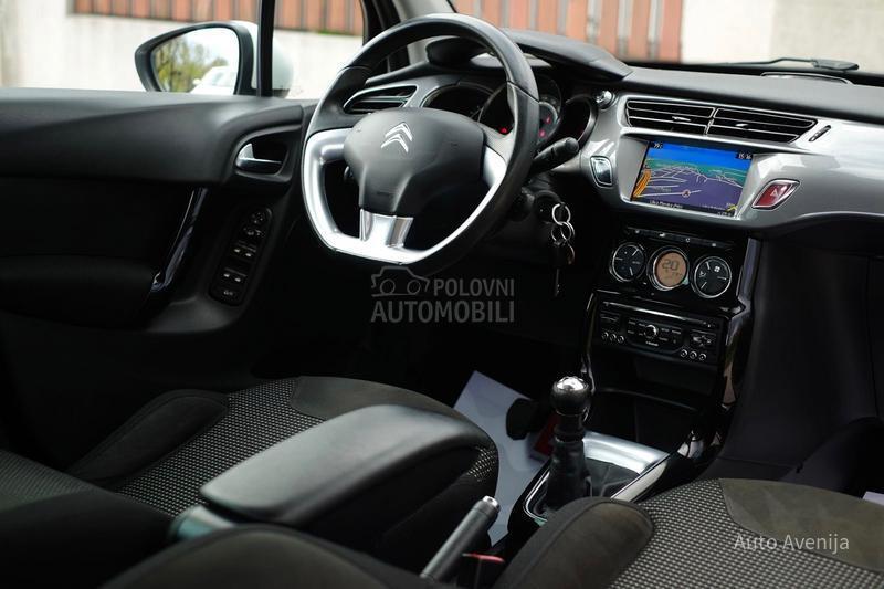 Citroen C3 1.2i EXCLUSIVE CH