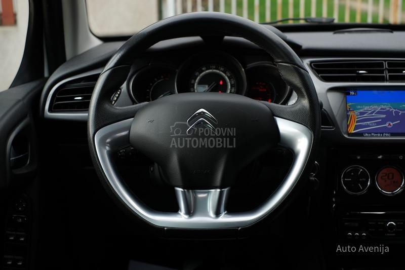 Citroen C3 1.2i EXCLUSIVE CH