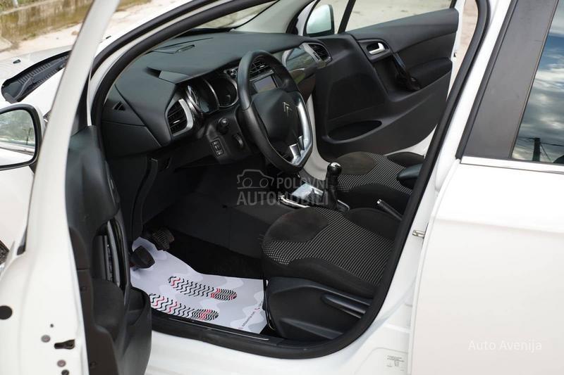 Citroen C3 1.2i EXCLUSIVE CH