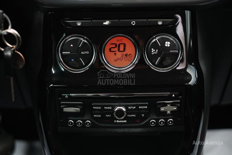Citroen C3 1.2i EXCLUSIVE CH