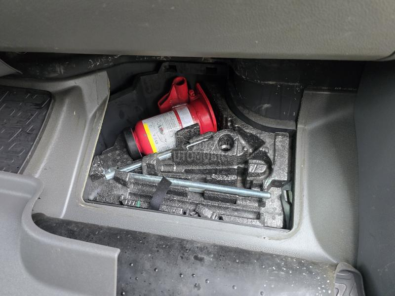 Volkswagen Crafter 4,32m  RAMPA FBBRIČKO STA