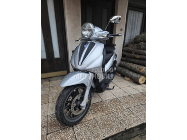 Piaggio Beverly 400
