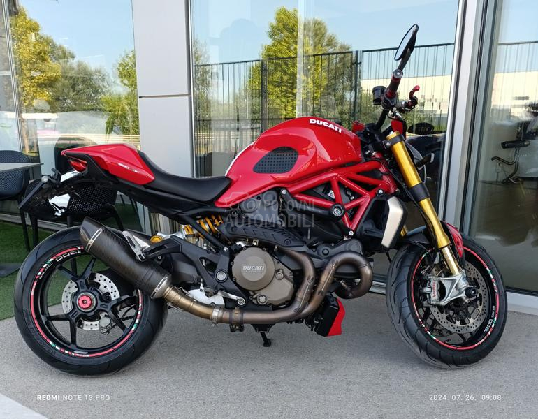 Ducati Monster 1200S