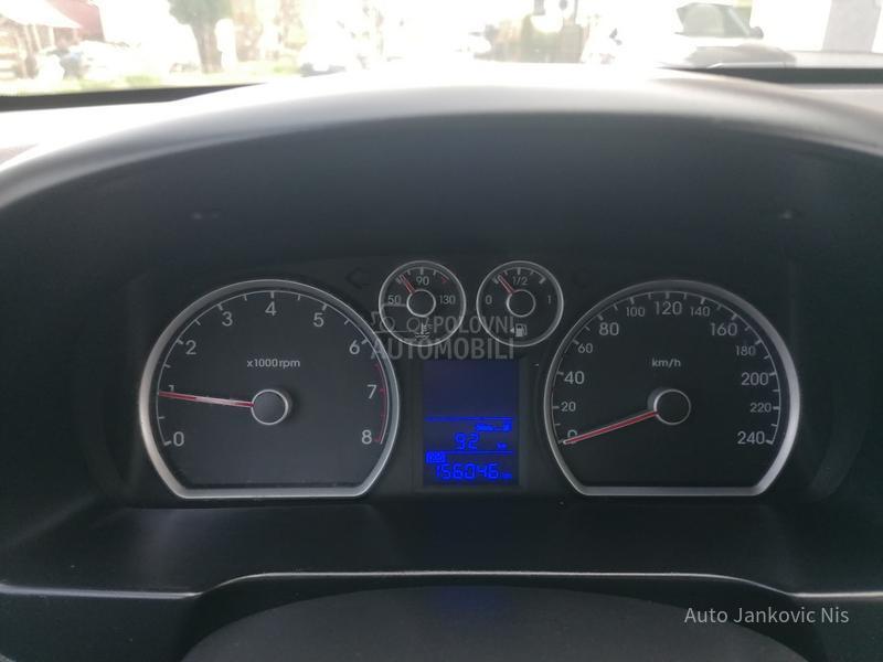 Hyundai i30 1.6i ILIKE CH