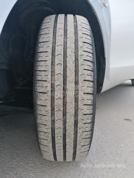 Hyundai i30 1.6i ILIKE CH