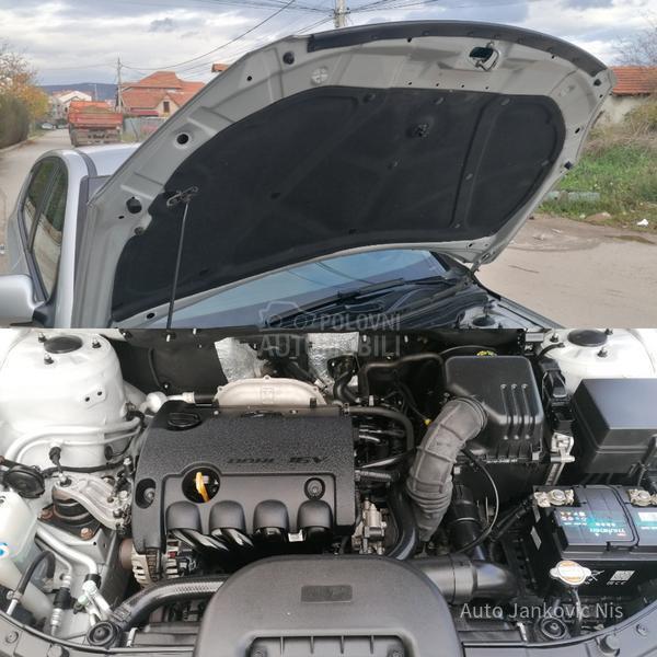 Hyundai i30 1.6i ILIKE CH