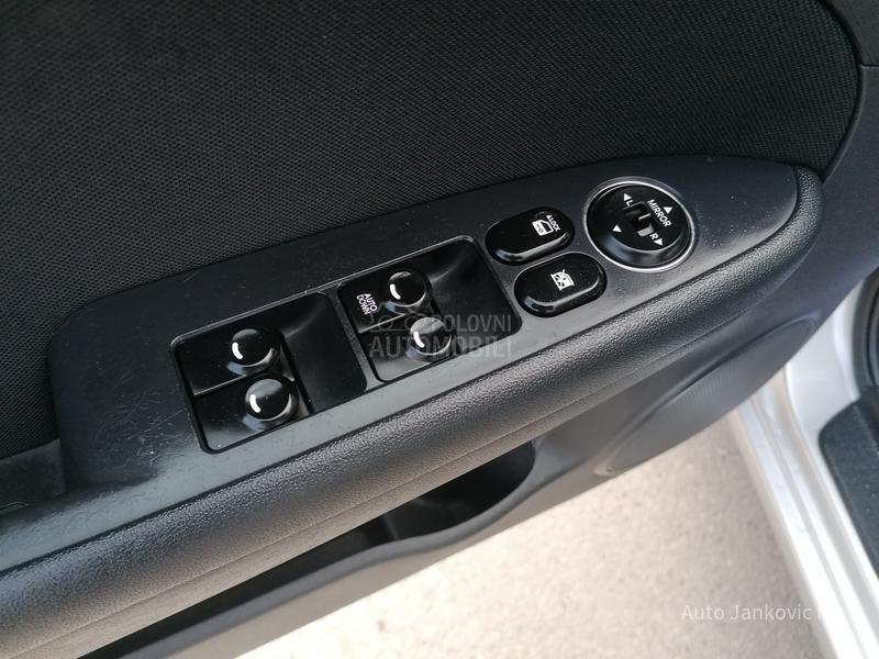 Hyundai i30 1.6i ILIKE CH