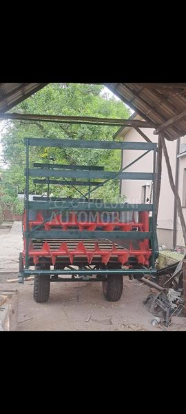 Agria Prikolica za djubrenje