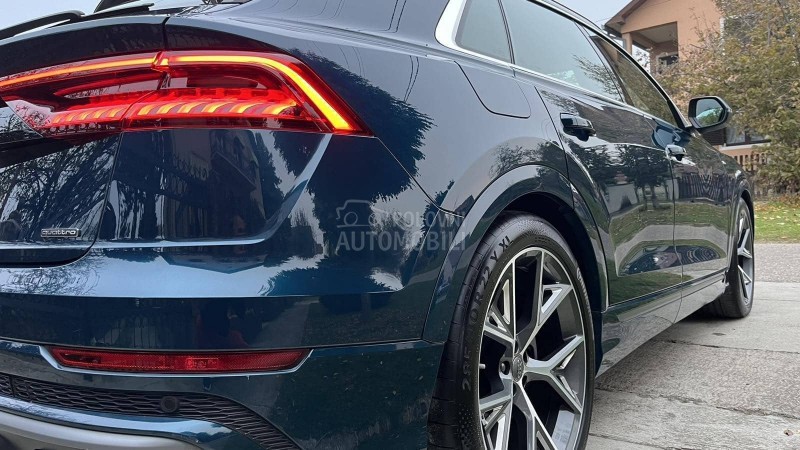 Audi Q8 3.0d S-LINE/MATRIX