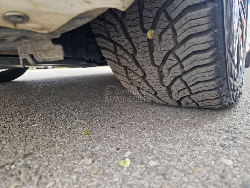 Mercedes Benz B 180 EXECUTIVE