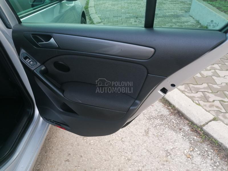 Volkswagen Golf 6 1.2i STYLE LINE CH