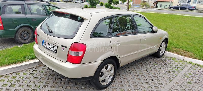 Mazda 323 