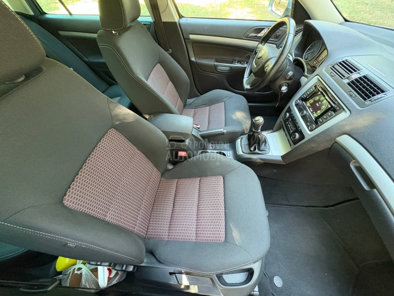 Škoda Octavia 1.6d nawi senz dig.k
