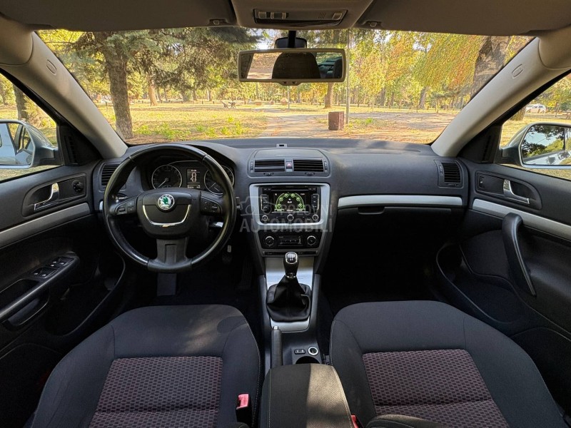 Škoda Octavia 1.6d nawi senz dig.k