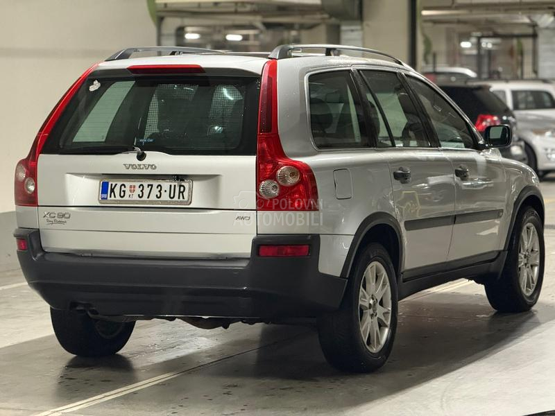 Volvo XC90 D5