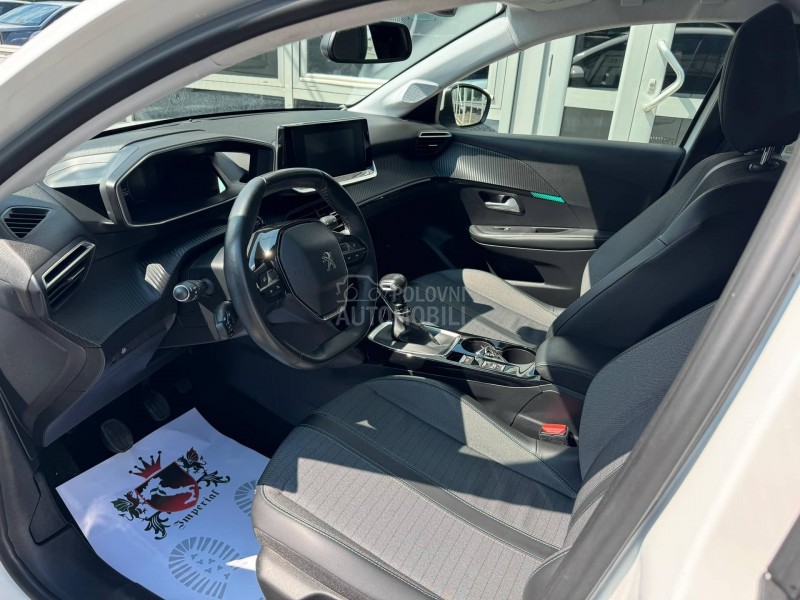 Peugeot 208 1.2 b Allure