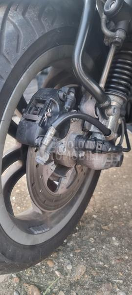 Piaggio MP3 Yourban B kategorija