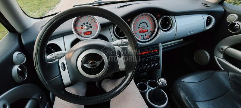 MINI Cooper 1.6b