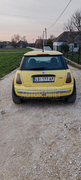 MINI Cooper 1.6b