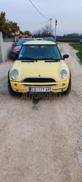 MINI Cooper 1.6b