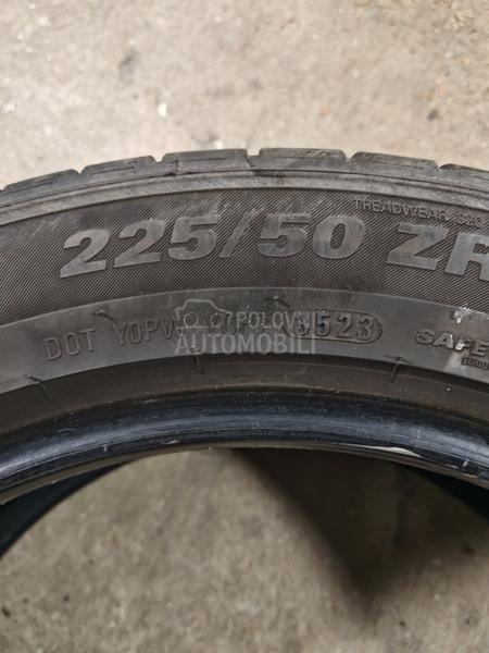 Kumho 225/50 R17 Letnja