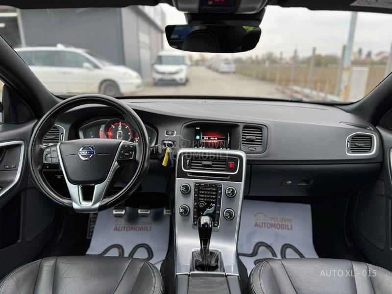 Volvo S60 2.0 D3 / LINJE SVART