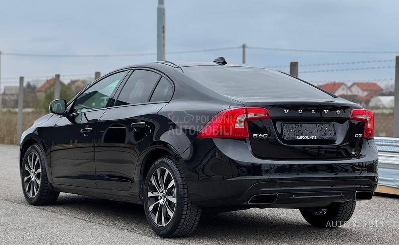 Volvo S60 2.0 D3 / LINJE SVART