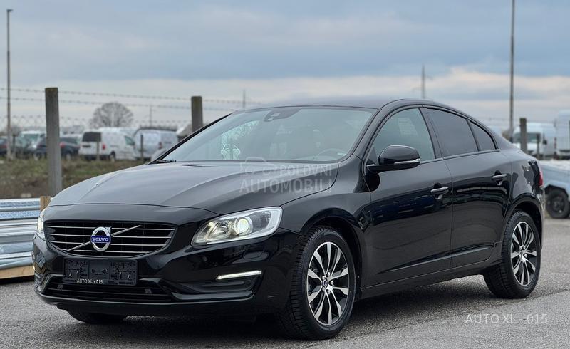 Volvo S60 2.0 D3 / LINJE SVART