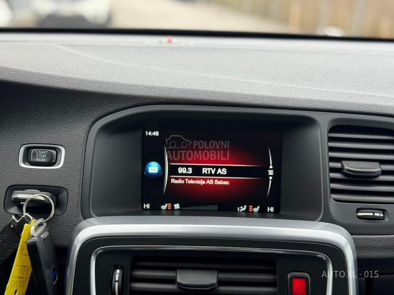 Volvo S60 2.0 D3 / LINJE SVART