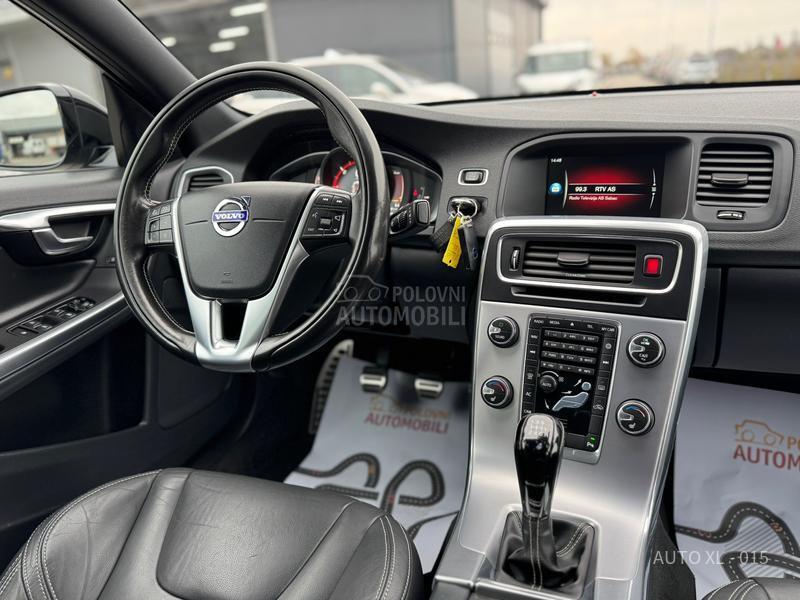 Volvo S60 2.0 D3 / LINJE SVART