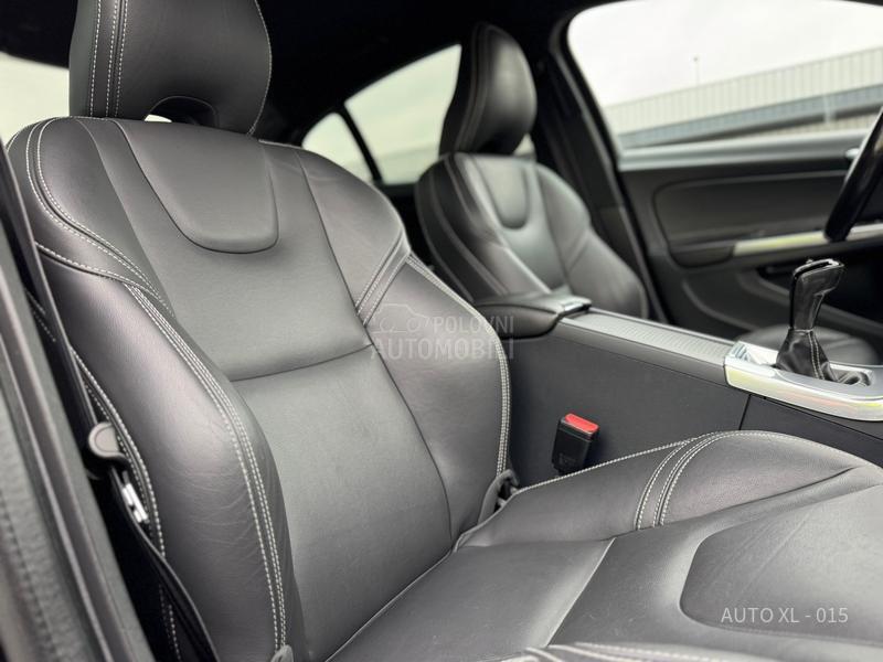 Volvo S60 2.0 D3 / LINJE SVART
