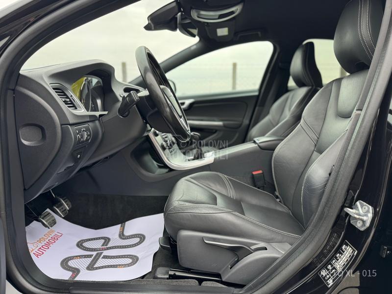Volvo S60 2.0 D3 / LINJE SVART