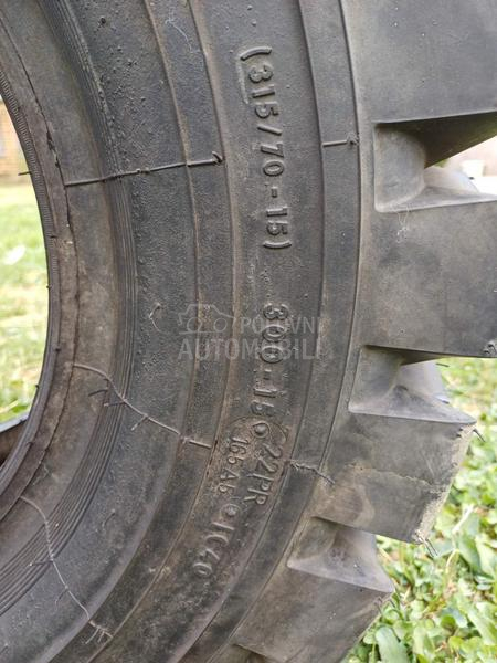 Continental 300/70 R15