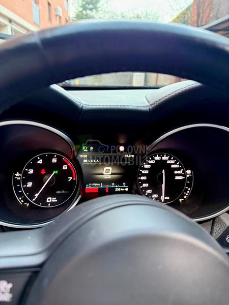 Alfa Romeo Stelvio VELOCE 4x4