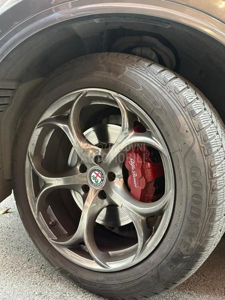 Alfa Romeo Stelvio VELOCE 4x4