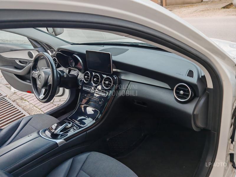 Mercedes Benz C 220 CDI AMG