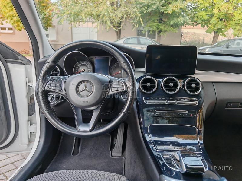 Mercedes Benz C 220 CDI AMG