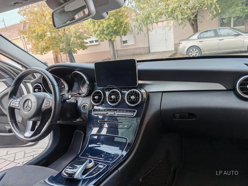 Mercedes Benz C 220 CDI AMG