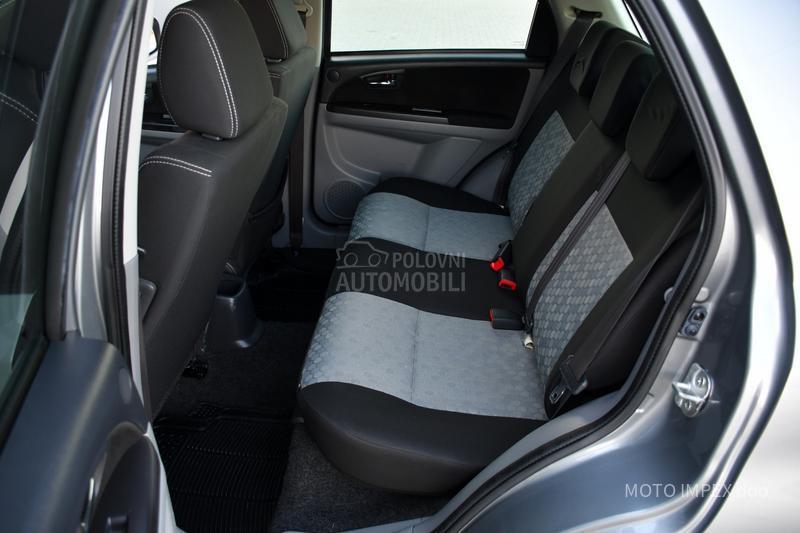 Suzuki SX4 2.0 DDIS / 4X4 / NAV