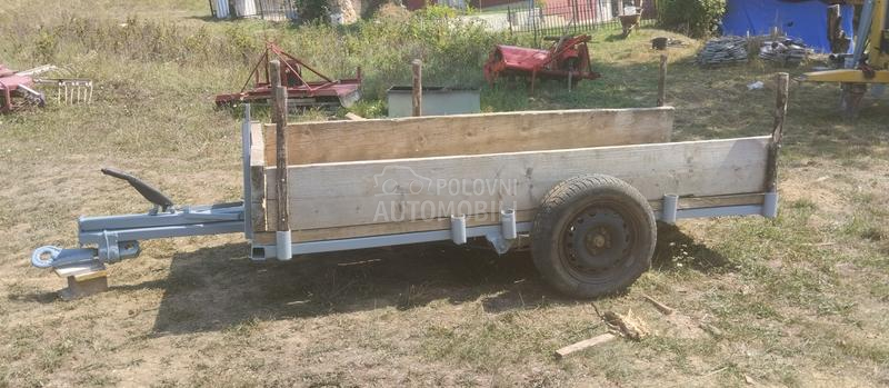 Prikolica za traktor
