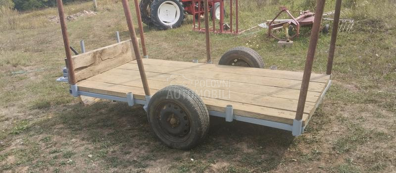 Prikolica za traktor