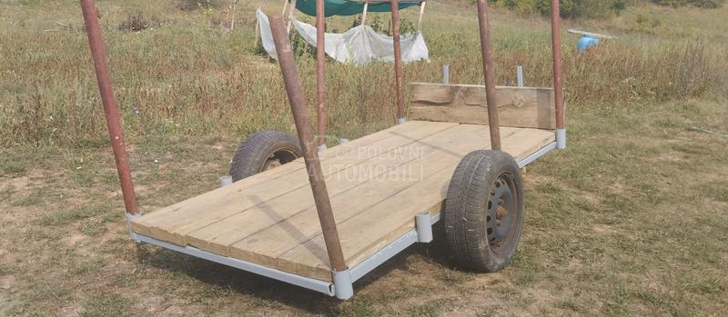 Prikolica za traktor