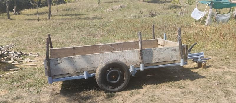 Prikolica za traktor