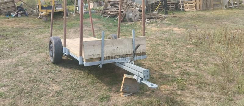 Prikolica za traktor