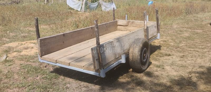 Prikolica za traktor