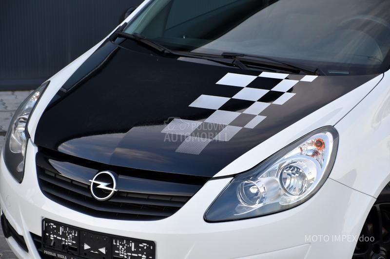 Opel Corsa D 1.4 / SPORT / CH