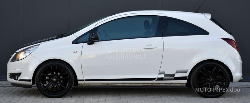 Opel Corsa D 1.4 / SPORT / CH