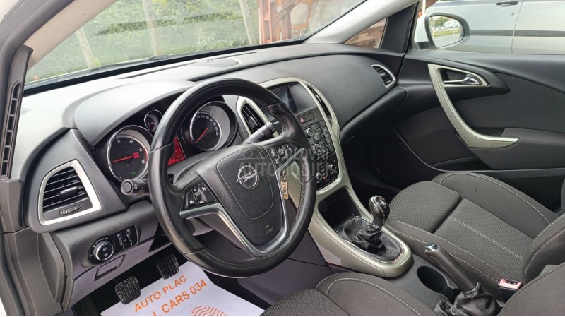 Opel Astra J 1.7CDTI ENJOY