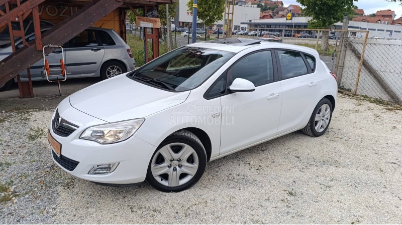 Opel Astra J 1.7CDTI ENJOY