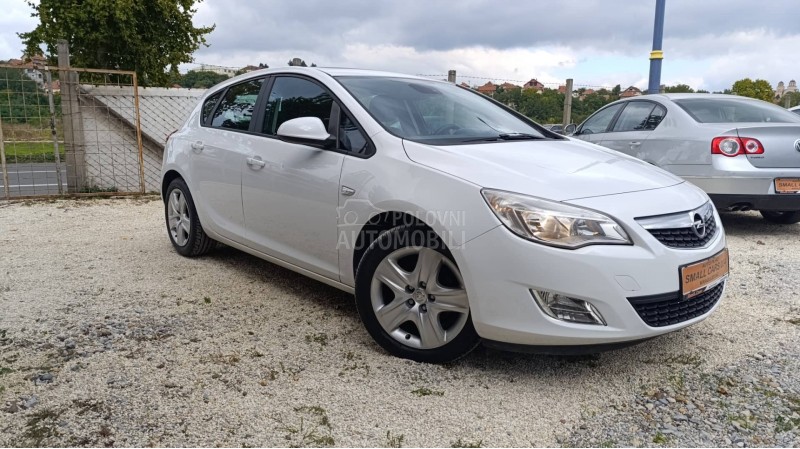 Opel Astra J 1.7CDTI ENJOY